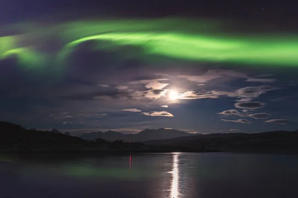 Luces Boreales Aurora Boreal Las Islas Lofoten Noruega Increíble Paisaje — Foto de Stock