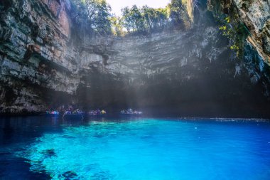 Lake Melissani, Kefalonia Yunanistan