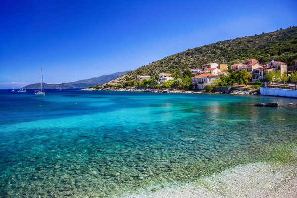 Fiscardo 村、ケファロニア島のギリシャの海の風景 — ストック写真