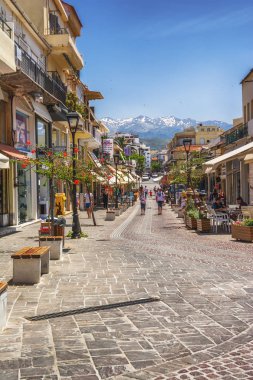 Bahar zamanı, Girit, Yunanistan, Girit karlı dağlarda