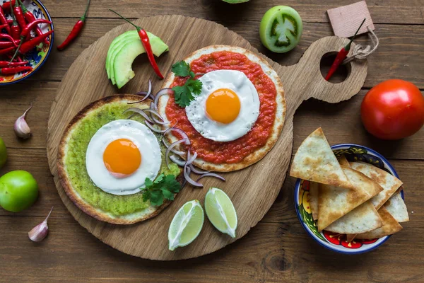 Boşanmış yumurta, Meksika kahvaltı — Stok fotoğraf