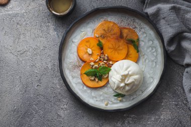 Çubuk peynirli hurma ve çerez, kopyalama alanı.