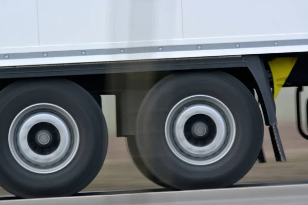 Axles of the trailer — Stock Photo, Image