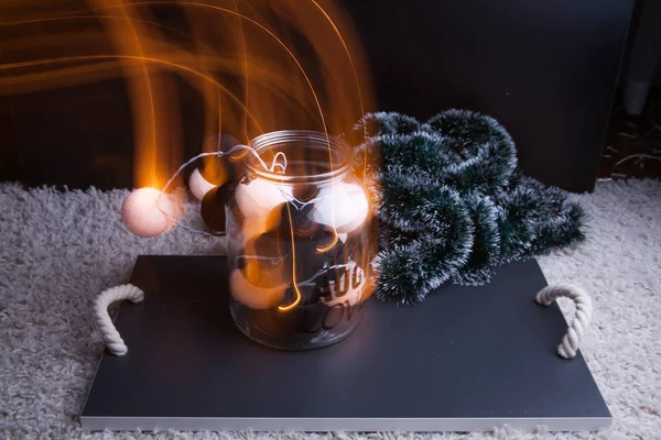 Koš s vánoční a novoroční pečení. Studiové fotografie — Stock fotografie