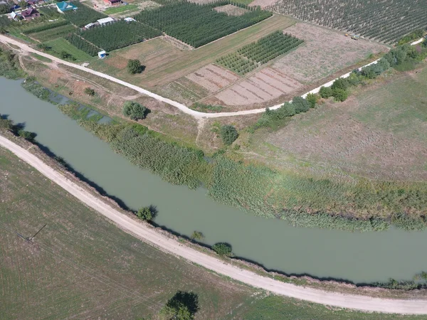 Bovenaanzicht van het kanaal van de rivier — Stockfoto