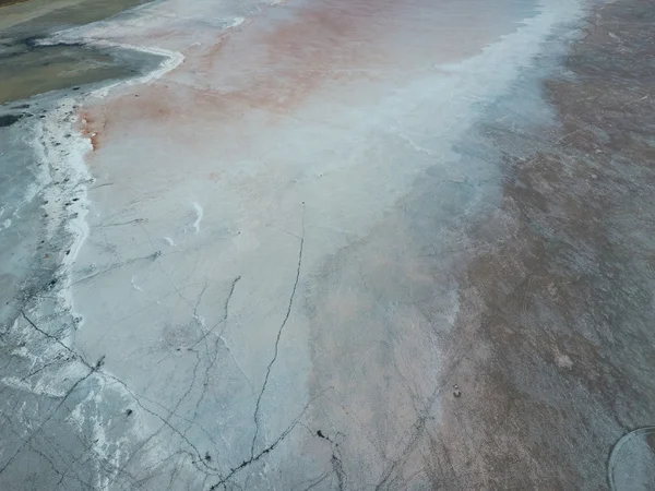 Соленое солёное озеро на побережье Азовского моря. Бывший эстуарий. Вид сверху. Сухое. View of the salt lake with a bird 's eye view — стоковое фото