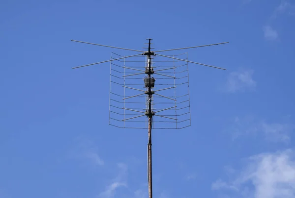 Rede Antenas Fase Todas Ondas Antena Televisão Recepção Rádio Sinal — Fotografia de Stock