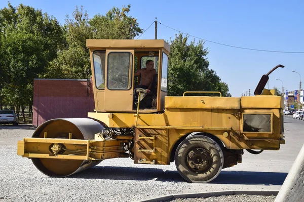 Slavyansk Kubani Russia September 2016 Rink Compacted Gravel Working Wheel — Stock Photo, Image