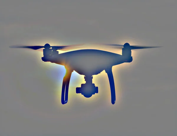 Quadrocopters Silhueta Contra Fundo Pôr Sol Vôo Drones Céu Noite — Fotografia de Stock