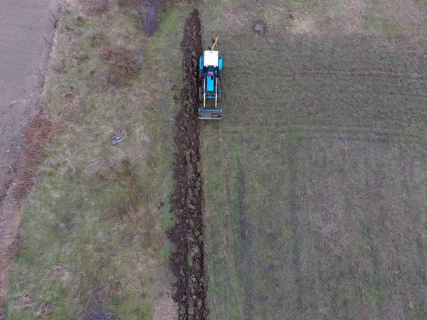 Trekker Ploegen Van Tuin Ploegen Van Bodem Tuin — Stockfoto