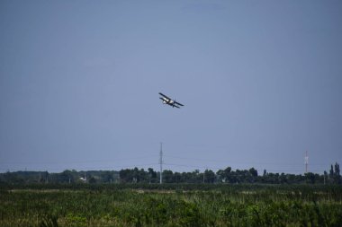 Uçak tarımsal Havacılık bir-2. Gübre ve tarım ilaçları sahasında, uçak ile püskürtme.