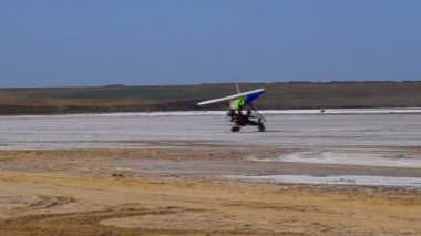 Trike Tuz Gölü. Uçuş için hazırlanıyor.