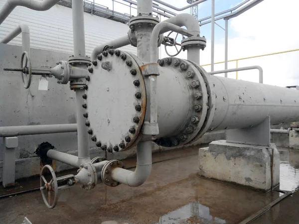 用于加热油的热交换器 炼油厂原炼油设备 — 图库照片