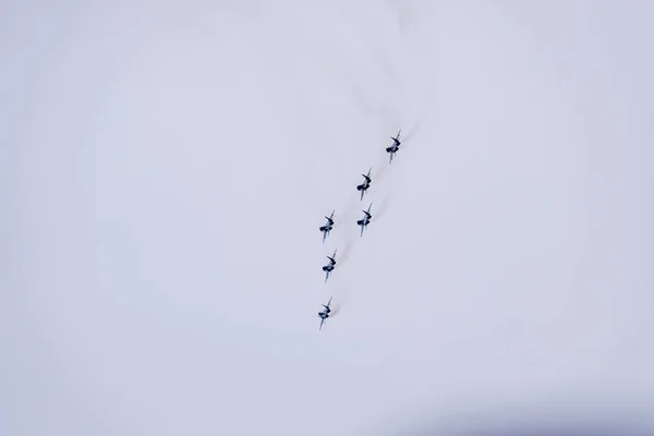 Krasnodar Rusia Febrero 2017 Exposición Aérea Cielo Por Encima Escuela — Foto de Stock