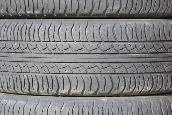 Araba tekerlek lastik desen arka plan. Kauçuk tır