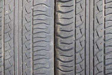 Araba tekerlek lastik desen arka plan. Lastik geçirilmiş.