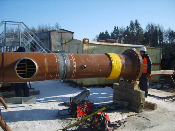 Sakhaline, Russie - 12 novembre 2014 : Construction du gazoduc au sol . — Photo