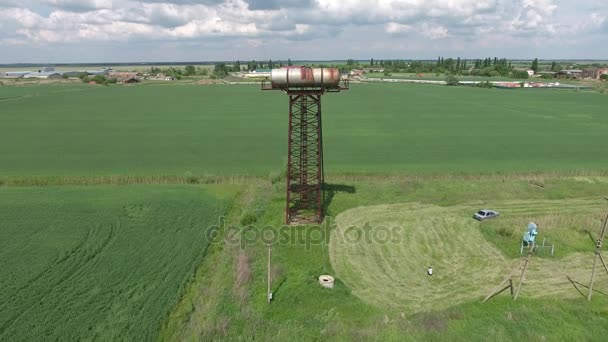 De watertoren — Stockvideo