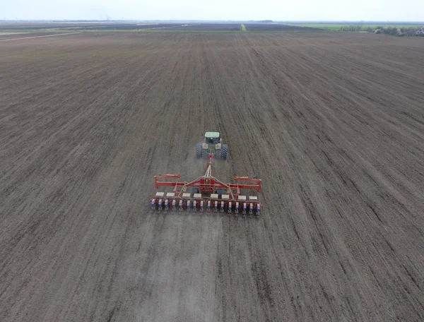Mısır mibzer. Sahada Mısır bir sembol ile Ekim.