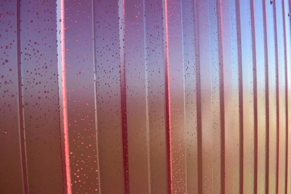 metal profil. Köşegen desen metal profil. Çitler polimer kaplama ile boyalı galvanizli demirden.