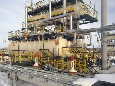 Ayırıcı. Ekipman petrol ayrılması için. Modüler Petrol arıtma. Bulite ayrılması için