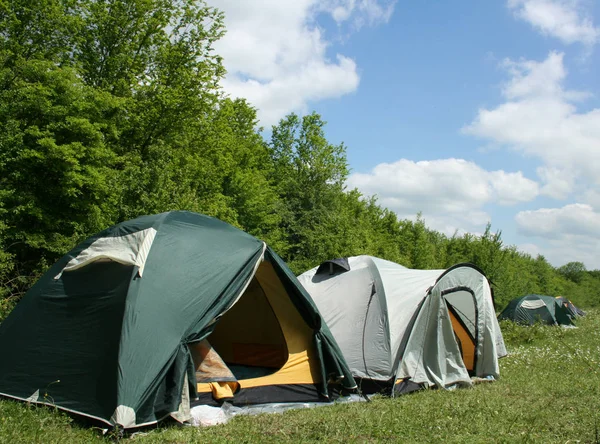 Turistik Dinlenme Çadırlarda Ahşap — Stok fotoğraf