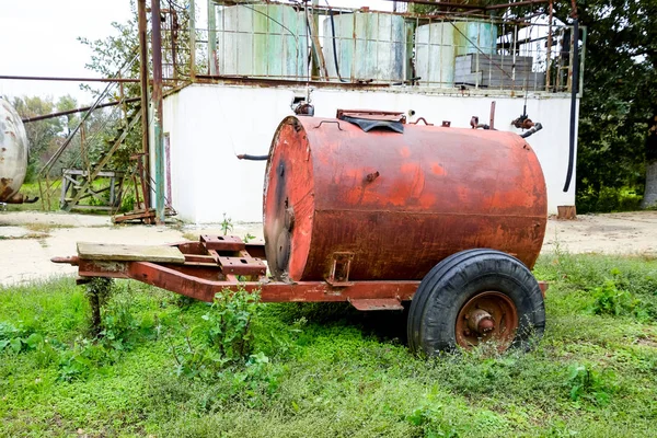 Estación Para Repostar Fertilizantes Una Estación Jardín Estacionaria Donde Crían —  Fotos de Stock