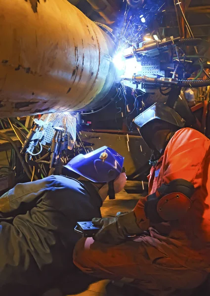 Butt Welding Underwater Pipeline Using Automatic Equipment Mobile System Welding — Stock Photo, Image