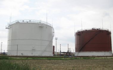 Petrol ürünleri depolama tankları