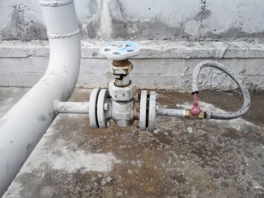 Boru hattında mandalı