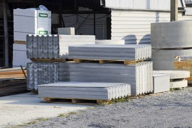 Kayrak bina üsteki yaprak.