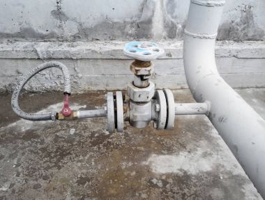 Boru hattında mandalı