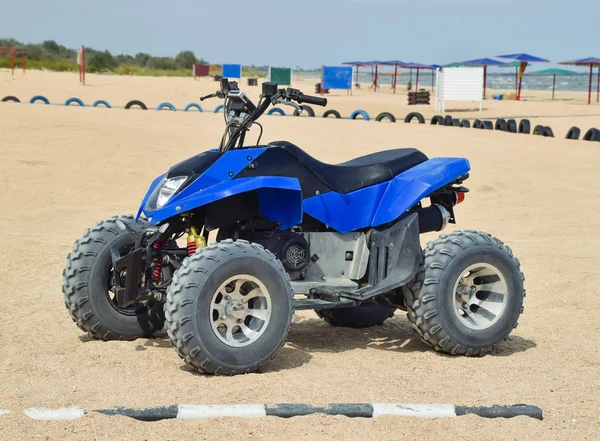 Piccoli Noleggi Atv Servizi Noleggio Spiaggia Riva Mare — Foto Stock