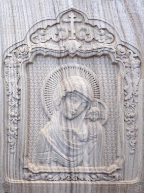 Sayısal kontrol makinesiyle üzerine oyma