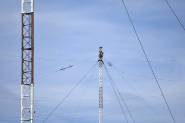 Radyo dalgaları iletimi için hava platformları