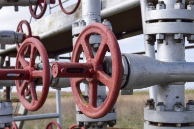 Kapama vanaları yüksek basınçlı ekipman akışı. Petrol