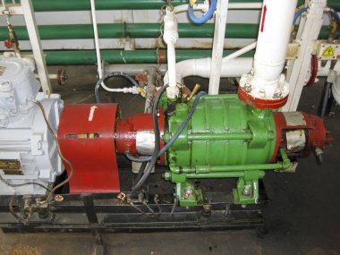 Santrifüj yağ pompası. Pompa su arıtma modülü. Petrol cihazı