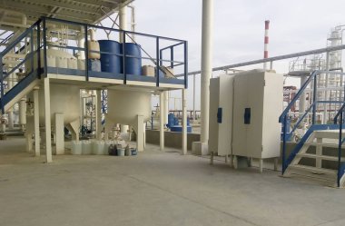 Araç kutusu ve kimyasal dökülen bir Bahçesi