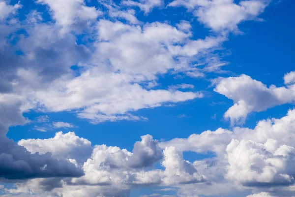 Paisagem Celestial Com Nuvens Cúmulo Nuvens Céu — Fotografia de Stock