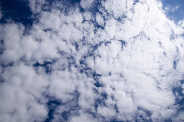 Bulutlar Cennet Yatay Cirrus Kümülüs Bulutlar Kümülüs Bulutlar Gökyüzünde — Stok fotoğraf