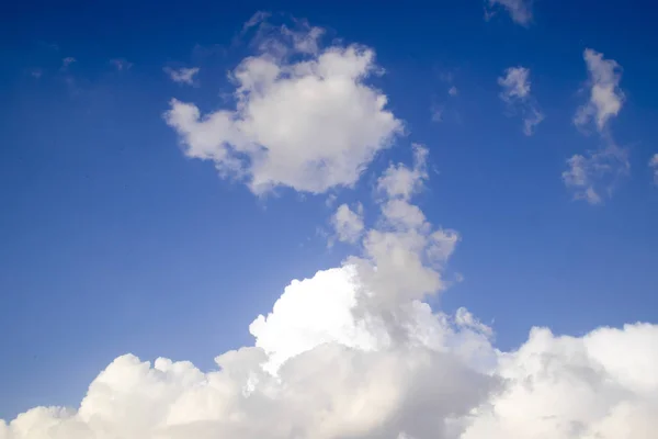 Nuvens Cúmulo Céu Azul Paisagem Celestial Fotografia Céu — Fotografia de Stock