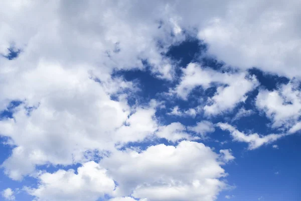 Bulutlar Cennet Yatay Kümülüs Bulutlar Gökyüzünde — Stok fotoğraf