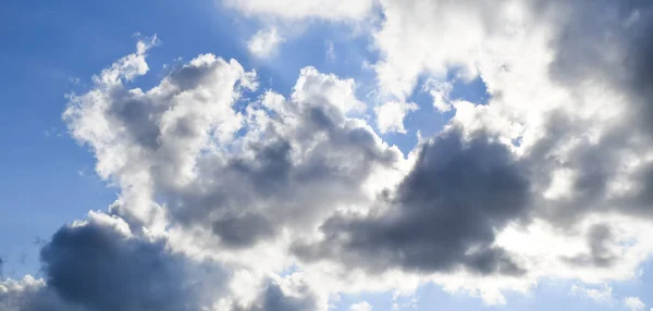 Paisagem Celestial Com Nuvens Cúmulo Nuvens Céu — Fotografia de Stock