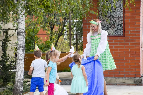 Dorf Poltawskaja Russland September 2017 Freizeit Der Vorschulkinder Animateure Bei — Stockfoto