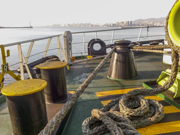 Havet repet på däck på fartyget — Stockfoto