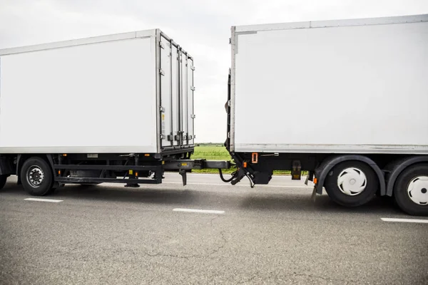 Freight vehicles on the track. Freight car. Truck. — Stock Photo, Image