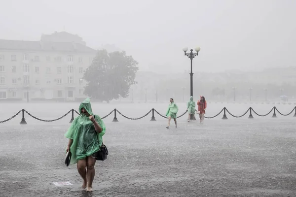 Novorossiysk Russia May 2016 Heavy Rain Embankment Novorossiysk Heavy Rain — Stock Photo, Image