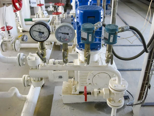Las Instalaciones Planta Petrolera Krasnodar Rusia Febrero 2017 Manómetro Refinería — Foto de Stock