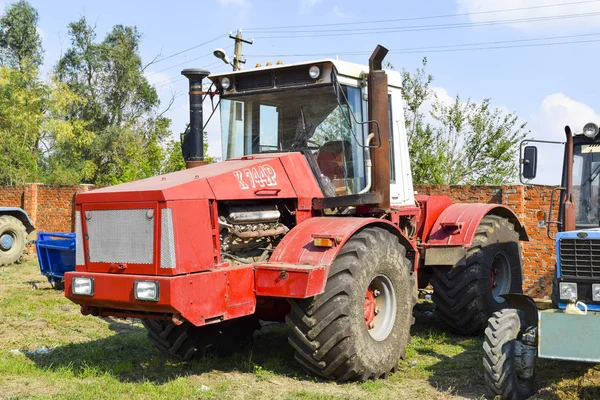 Velký traktor — Stock fotografie