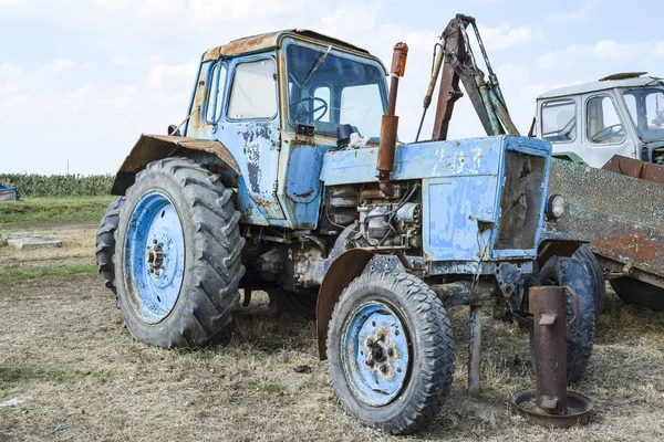 Traktor. Jordbruksmaskiner. — Stockfoto